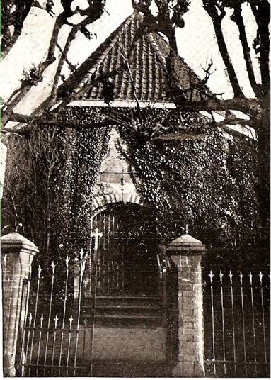 Afbeelding oude foto ingang kerk